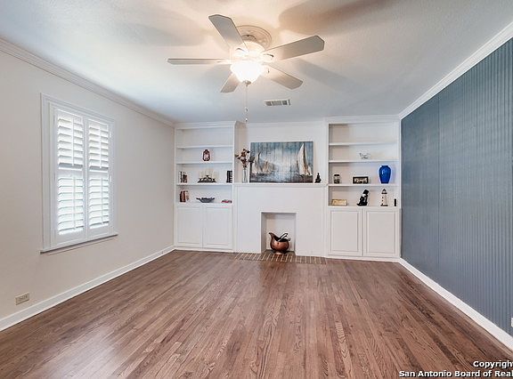 4th image of 2522 W Mistletoe Ave