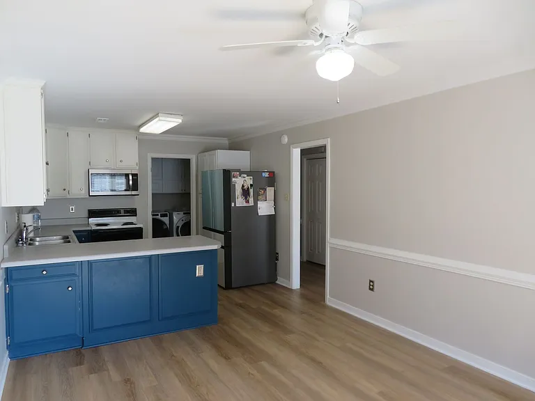 709-B Fort Hayes Ct — Photo 4