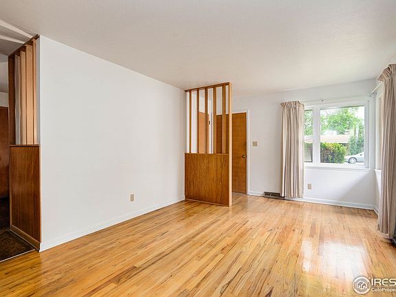 3rd image of 1033 Briarwood Rd