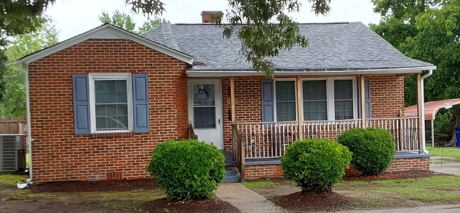 2 bed, 1.0 bath, 910 sqft, $1,000 — Photo 3