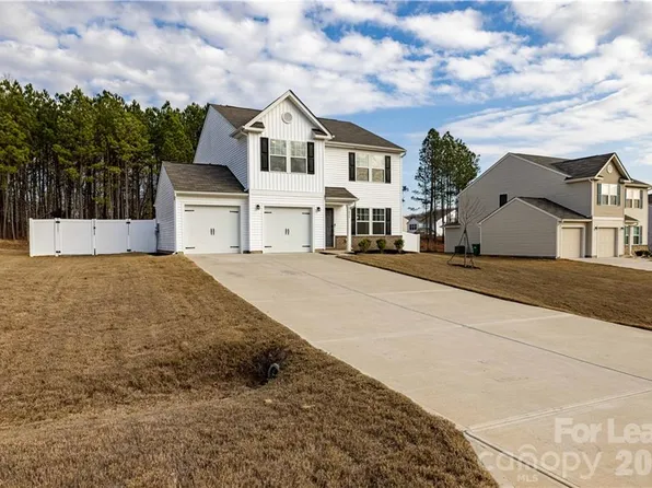 824 Yorkshire Dr, Albemarle, NC 28001