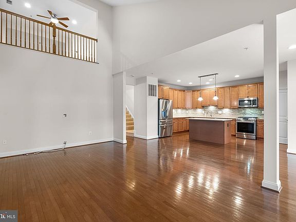 4th image of 2788 Westminster Rd