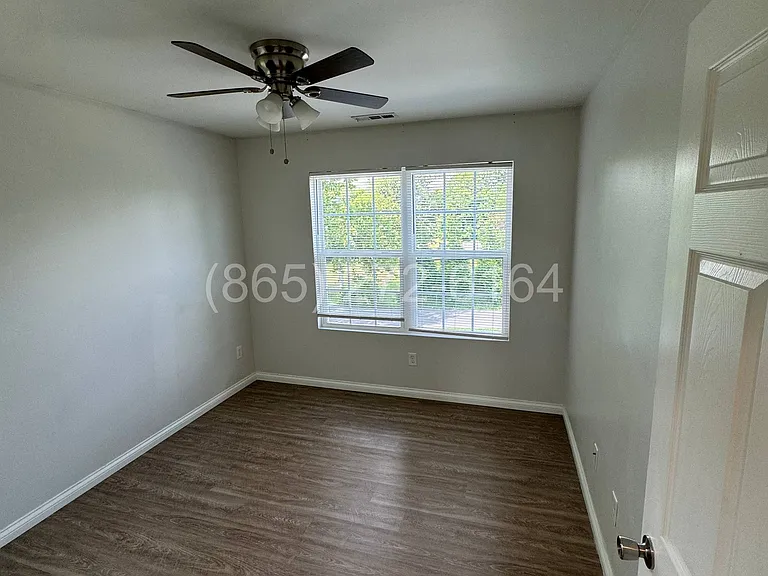 4807 Fennel Rd NE — Photo 9