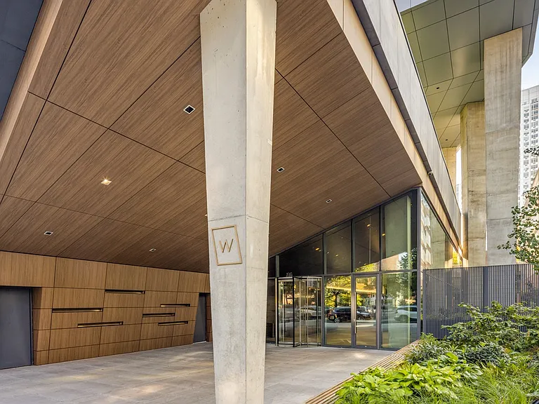Willoughby — Photo 24