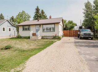 908 W 6th Ave, Beaverlodge, AB T0H0C0