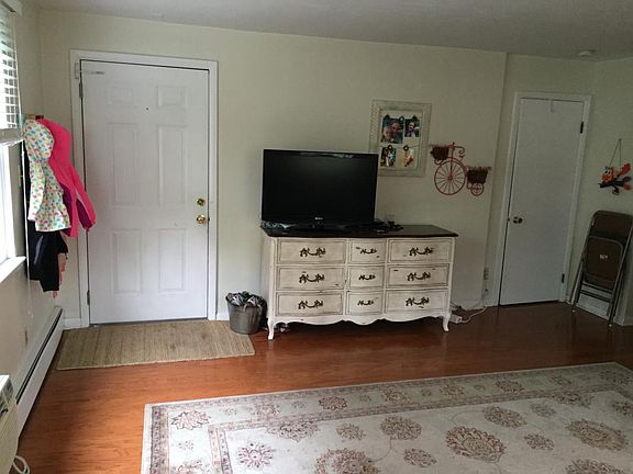 Living room/front door