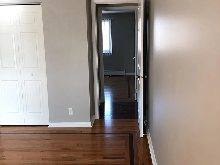 2470 Sheridan Dr #2 — Photo 13