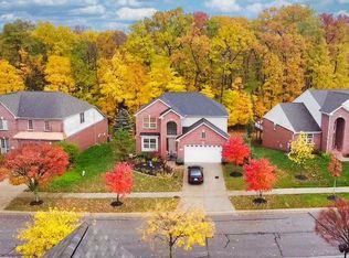41643 Steinbeck Gln, Novi, MI