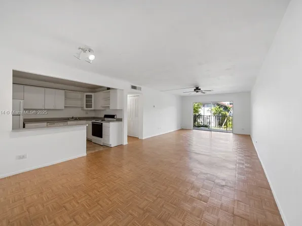 8107 SW 72nd Ave APT 306E, Miami, FL 33143