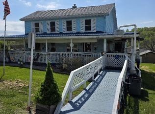 1061 Broadway St, Leisenring, PA 15455
