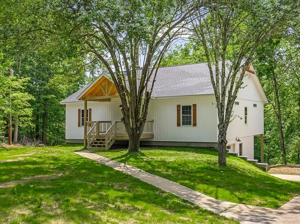 2394 McCoinsville Rd, Gainesboro, TN 38562