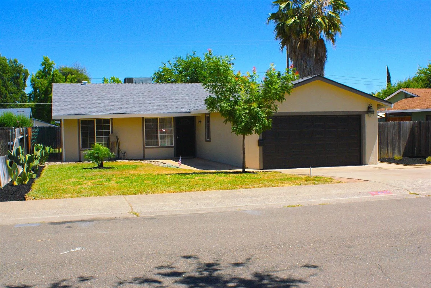 6542 Viscount Way photo 1