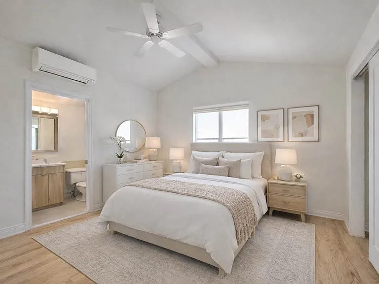 20-21 35th St #2F — Photo 3