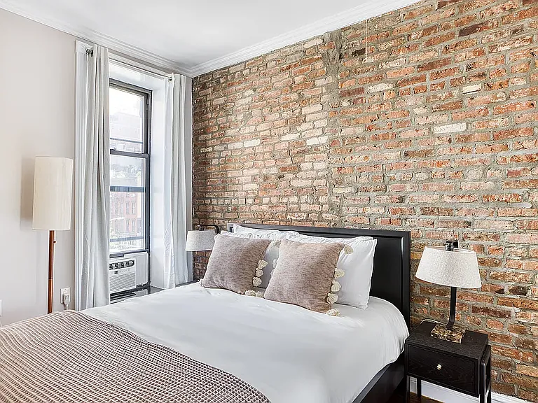 202 E 13th St #23D — Photo 11