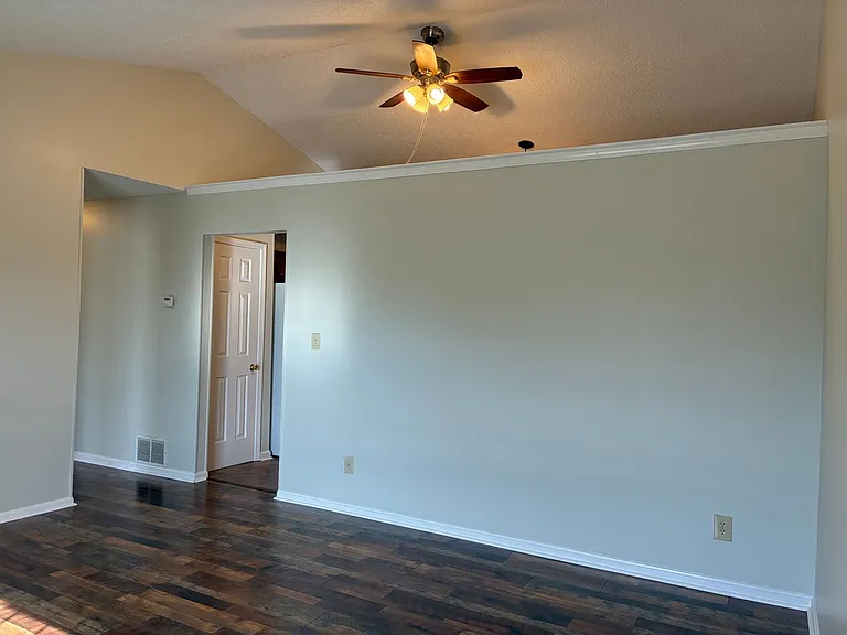 1331 Amandajo Dr — Photo 8