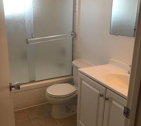5th image of 2388 Karen Dr #5