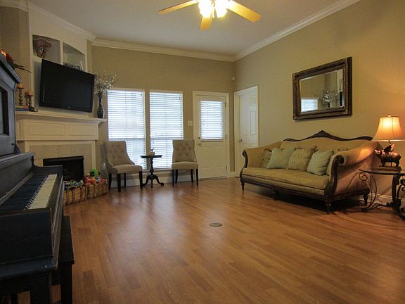 Spacious Living Room