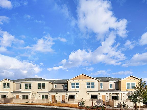 3rd image of 155 Tarragon Way #Oflc68