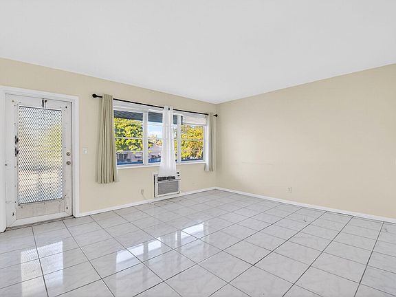 2nd image of 46 Waltham B