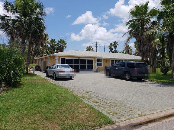 2nd image of 242 Royal Dunes Cir
