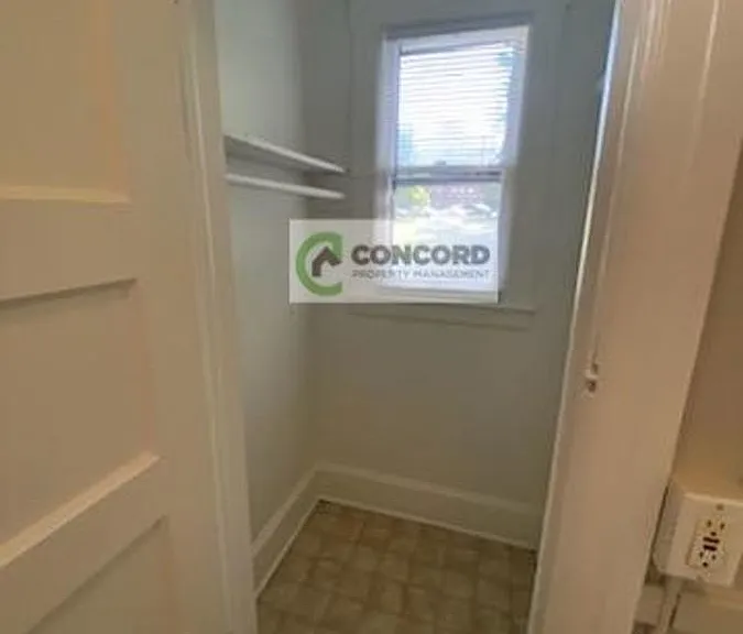 127 S Mendenhall St #1 — Photo 8