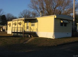 525G School Rd, Nazareth, PA 18064