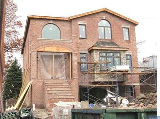 1038 Bergen Blvd, Fort Lee, NJ 07024