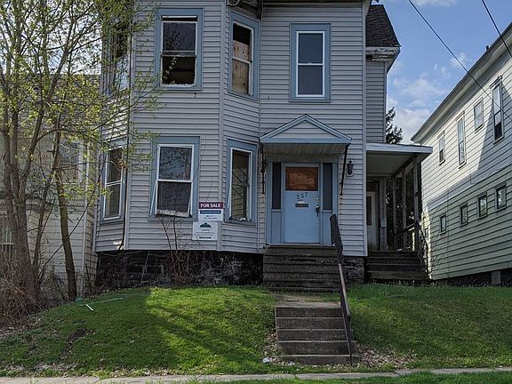 3rd image of 337 Park St