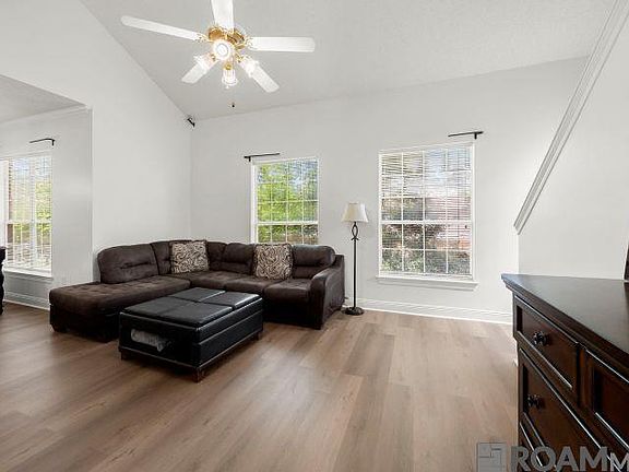 3rd image of 4464 Highland Rd APT 806