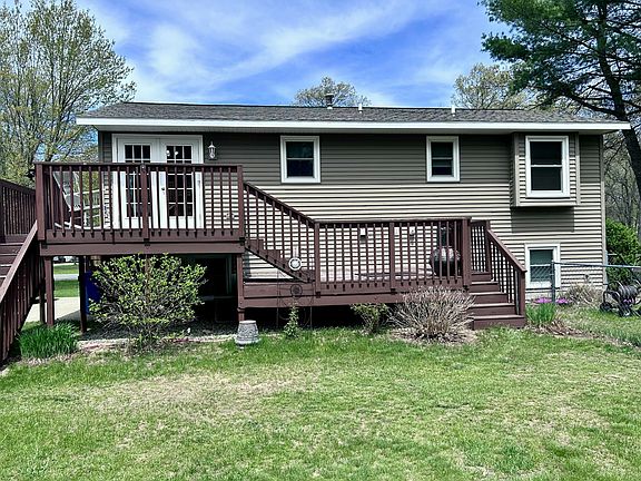 5th image of 3775 Macarthur Rd