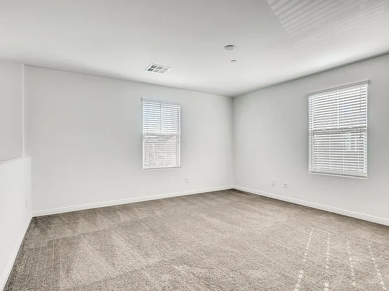 4496 Pencester St — Photo 19