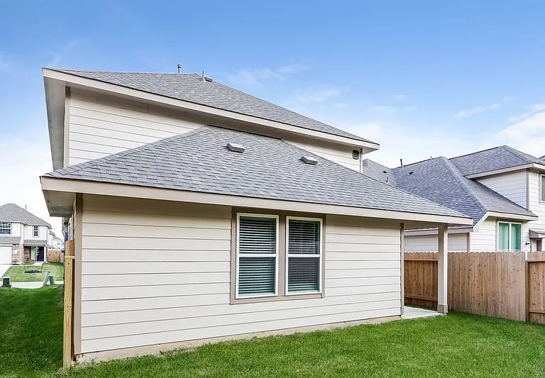 4927 Giant Sequoia Way — Photo 1