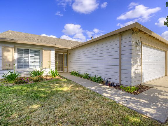 2nd image of 5773 Rose Brook Dr