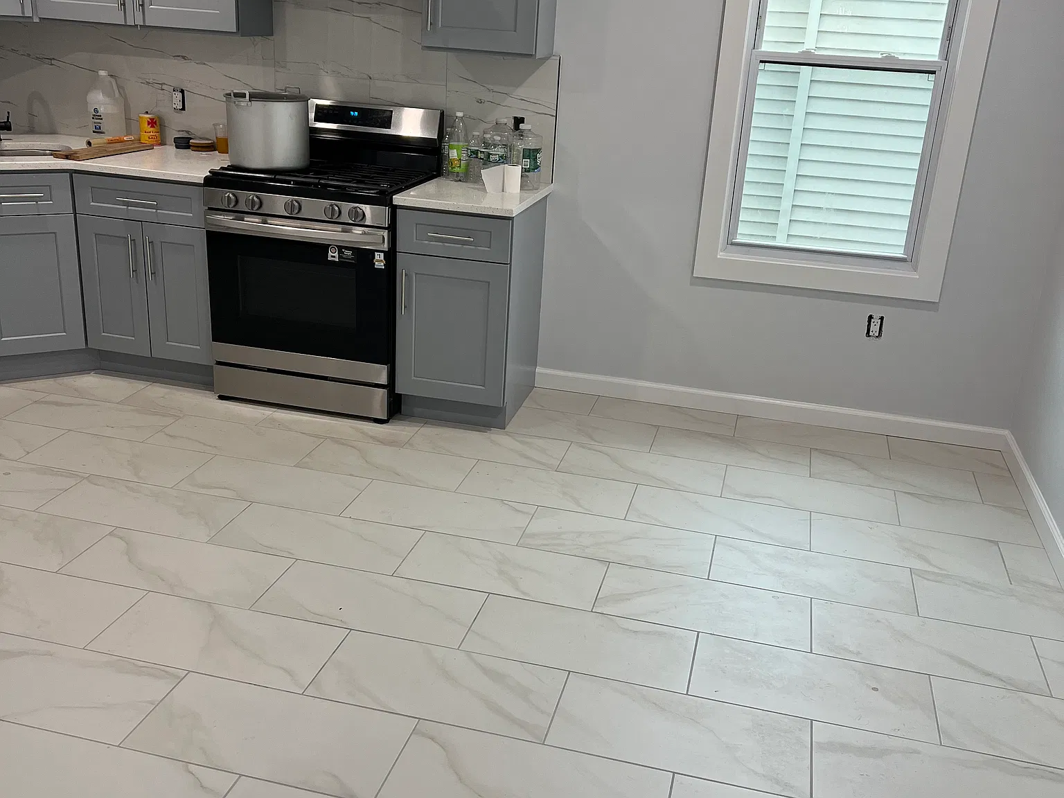 4 bed, 750 sqft, $3,000 — Photo 2