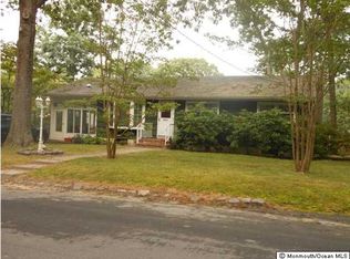 31 Bertan Ave, Howell, NJ 07731
