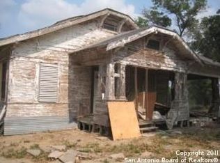 1869 Palo Alto Dr, Von Ormy, TX 78073