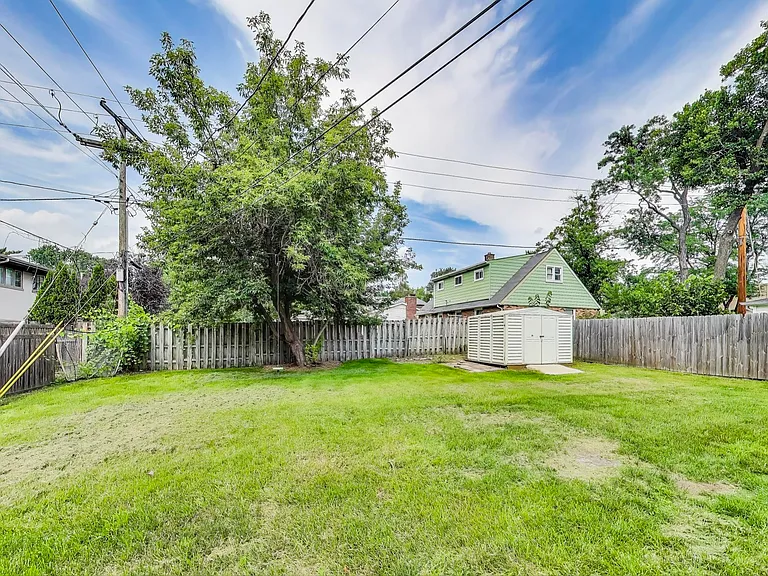 615 The Ln — Photo 23