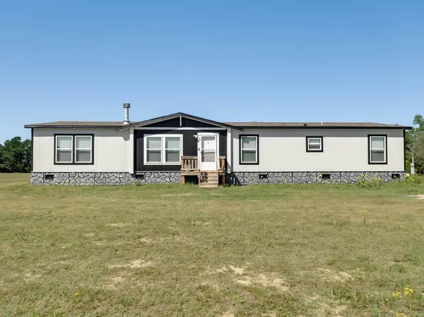 1337 An County Rd #451, Palestine, TX 75803