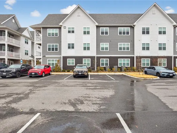 1501 Waitsel Dr #304, Chesapeake, VA 23320