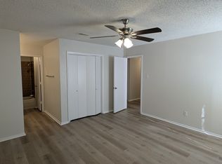 7501 Hanover Ln, North Richland Hills, TX 76182