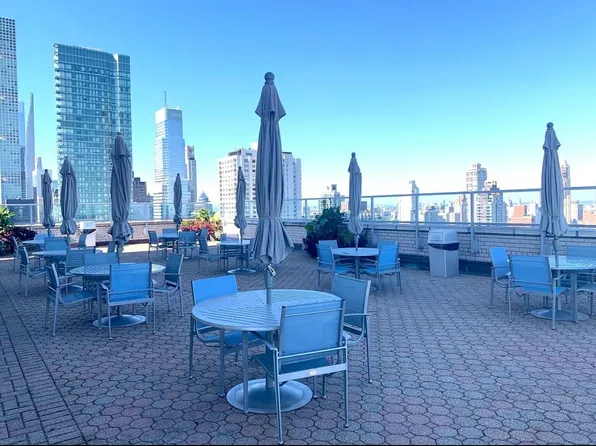 400 East 56th Street 38S image 20 of 21