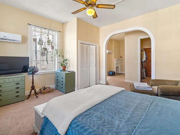 308 W Main St #M — Photo 22