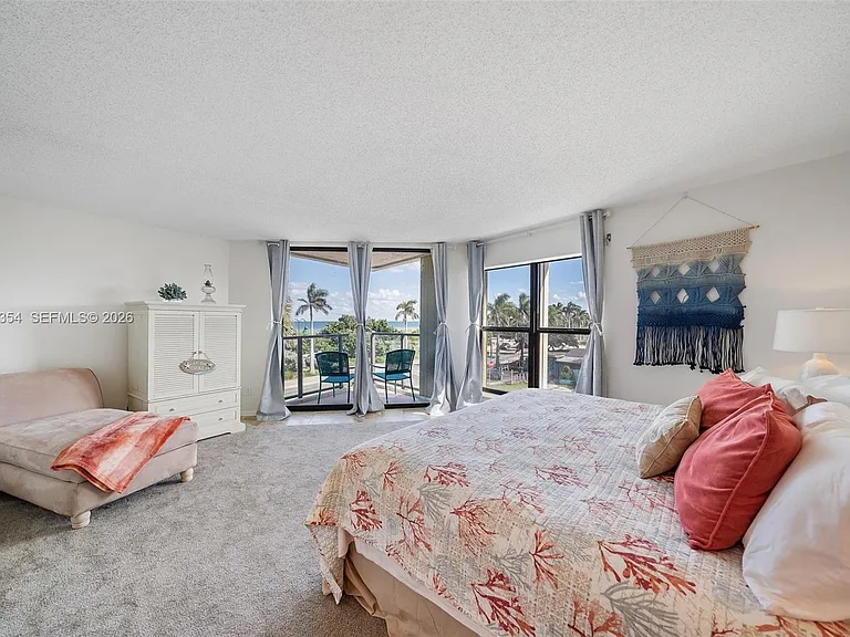 355 S Ocean Dr #401 — Photo 12