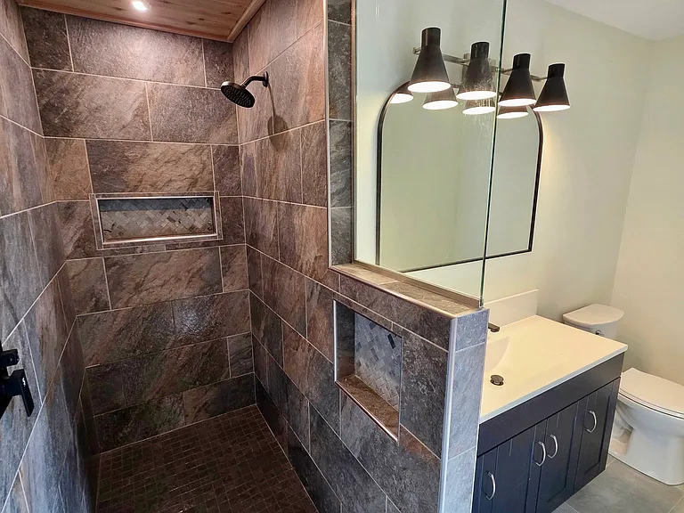 236 W 13th Ave #2 — Photo 8