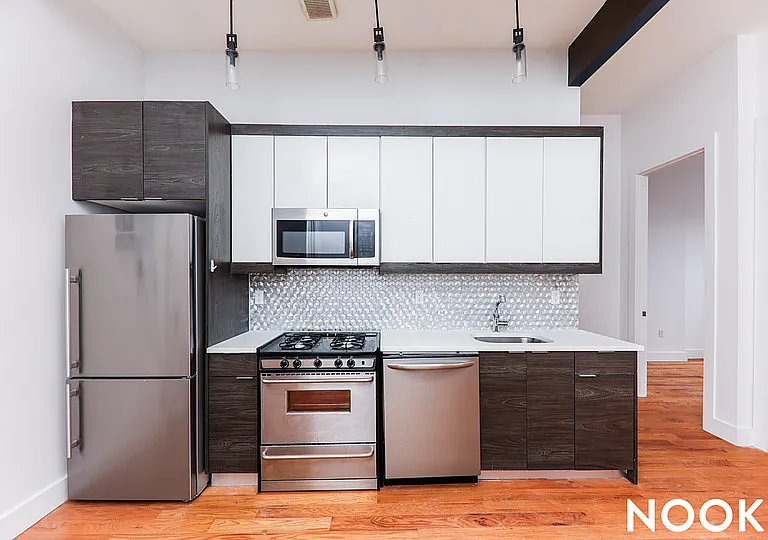 308 Jefferson St #4F — Photo 3