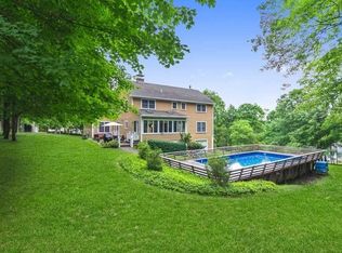43 Saint Anthony Pl, Mahopac, NY 10541