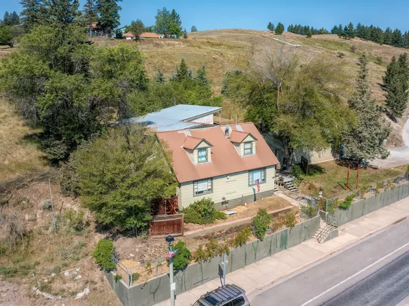 517 Dewey Ave, Eureka, MT 59917