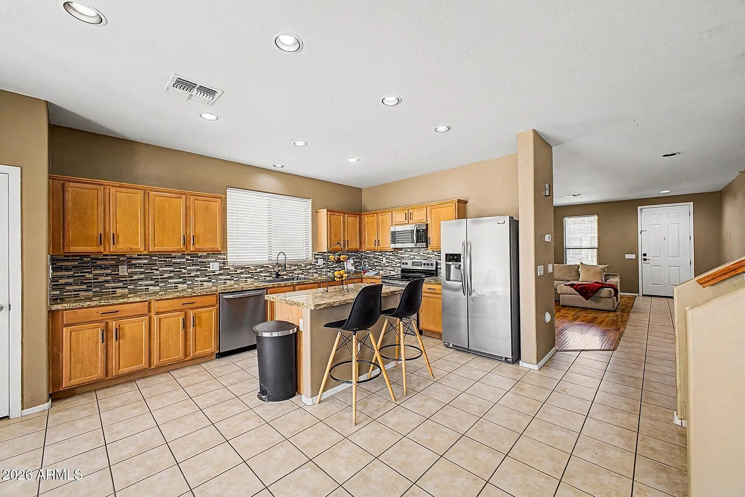4 bed, 2724 sqft, $2,395 — Photo 2