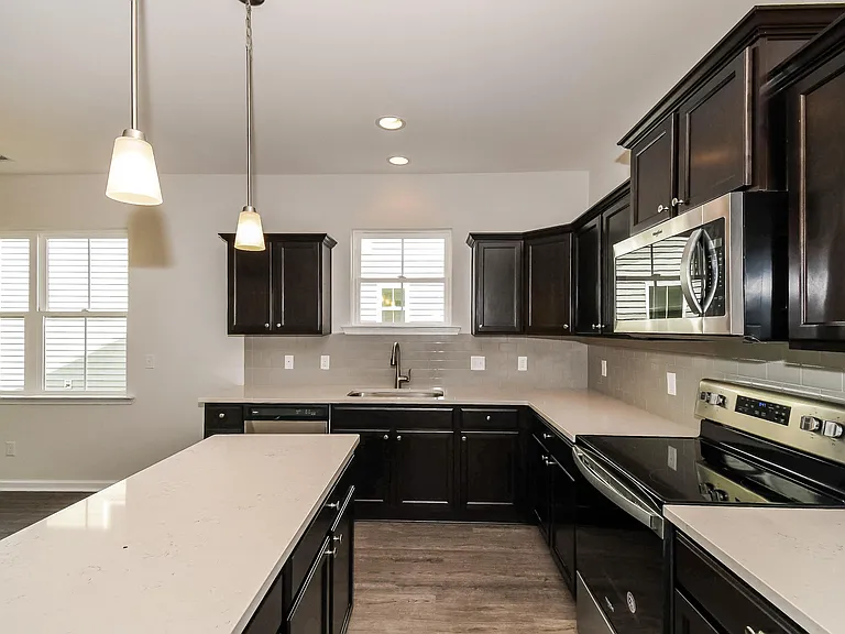 Quinn Residences at Drayton Park - Savannah Quarters — Photo 23