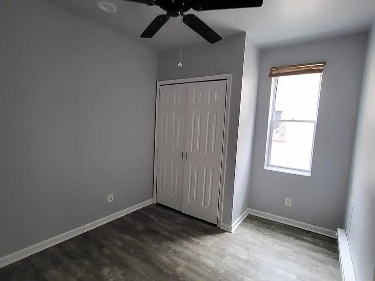 4914 Knox St #B — Photo 7